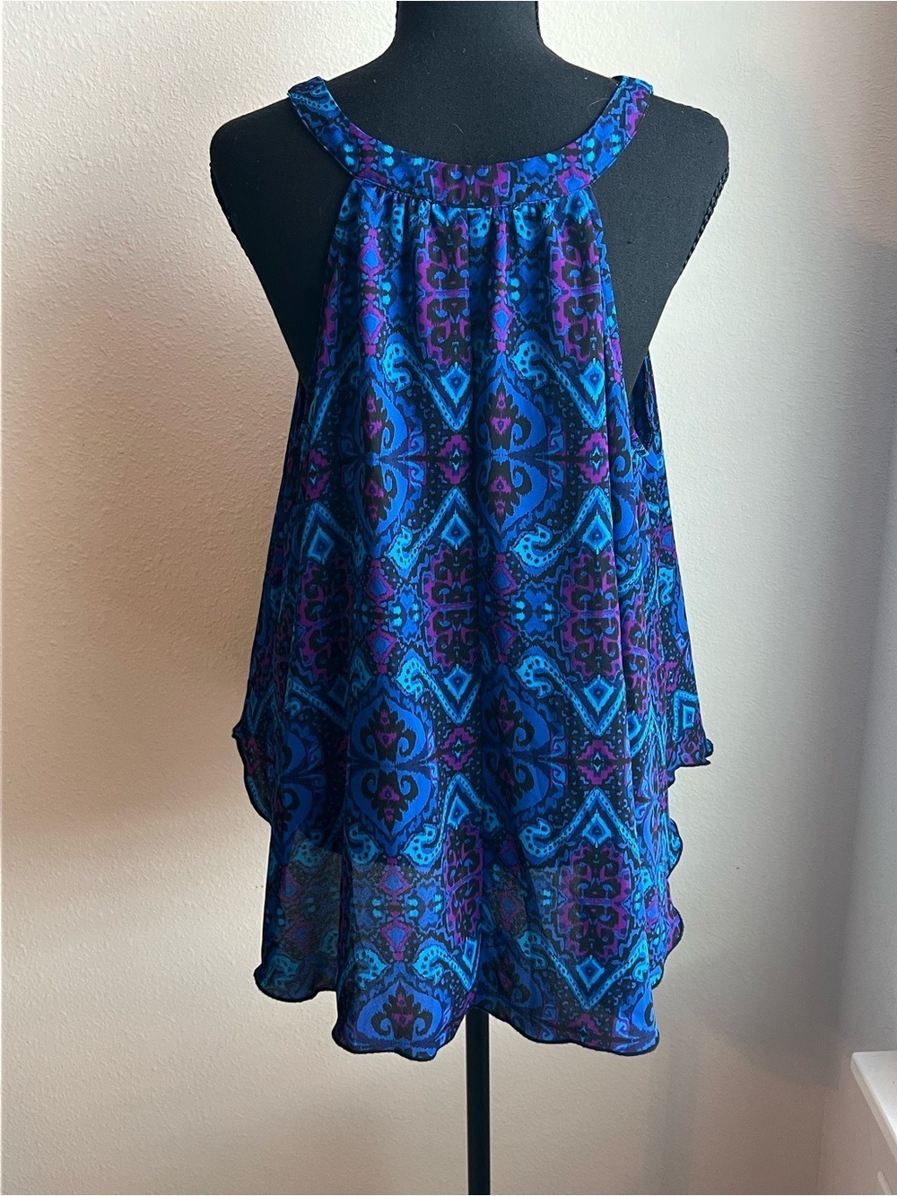 Express Blue and Purple Patterned Flowy Sleeveless Halter Blouse - Picture 2 of 5